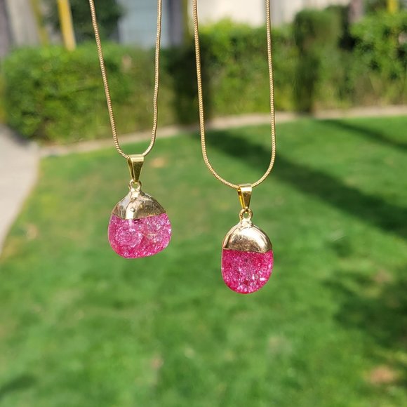 Quartz Crackle Crystal Pendants - Picture 3 of 7